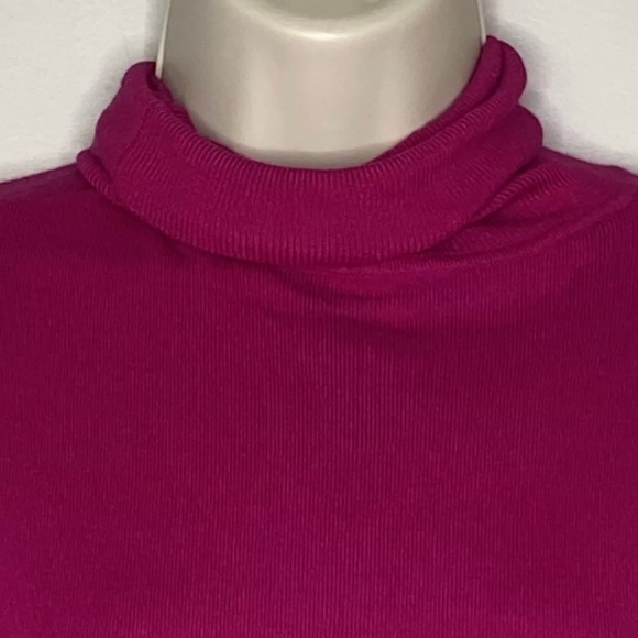 4/$35 Women's Fuscia Turtleneck Long Sleeve - Picture 3 of 5